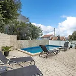 Nice Home In Crikvenica Crikvenica