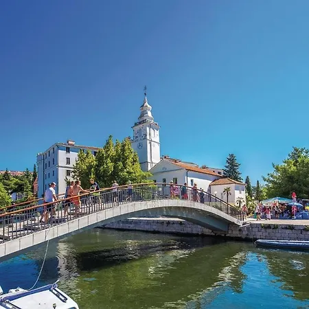 Awesome Home In Crikvenica With House Sea View *