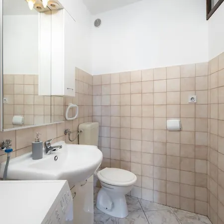 Awesome Home In Crikvenica With House Sea View Holiday home