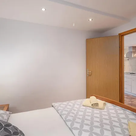 Holiday home Awesome Home In Crikvenica With House Sea View *
