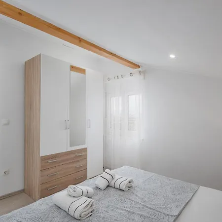 Holiday home Awesome Home In Crikvenica With House Sea View
