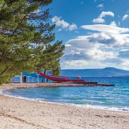 Awesome Home In Crikvenica With House Sea View Crikvenica