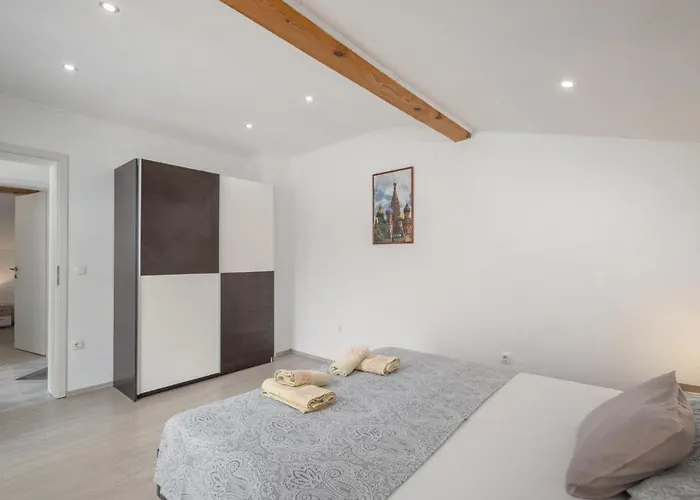 5 Bedroom Stunning In بيت للعطل تْسْغيكفانِتْسا