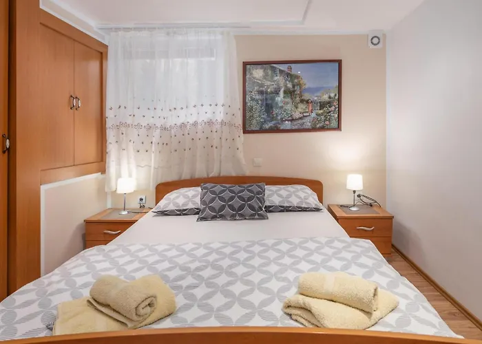 5 Bedroom Stunning In تْسْغيكفانِتْسا