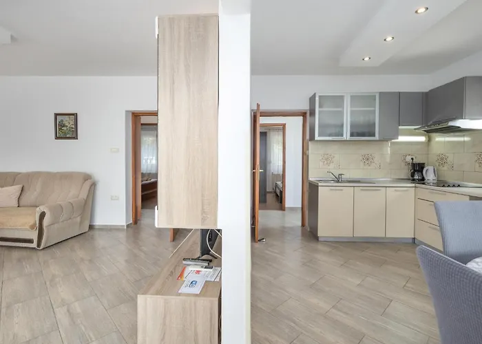 5 Bedroom Stunning In