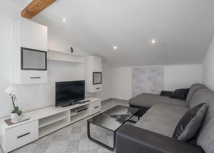 5 Bedroom Stunning In Casa de Férias *