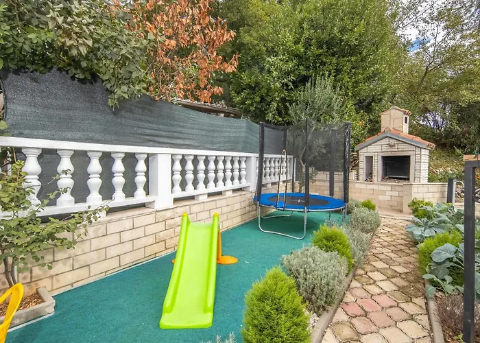 5 Bedroom Stunning In Casa de Férias